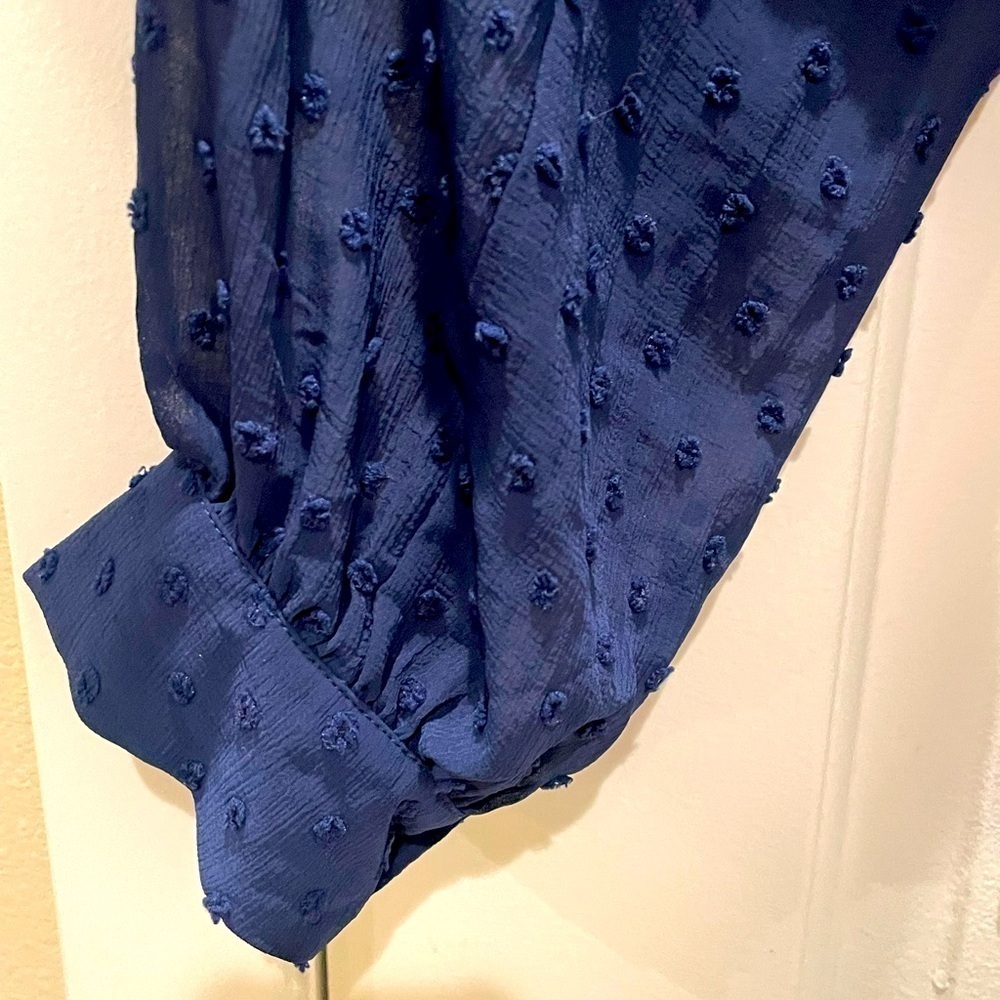 NEW…Beacon Apparel Navy Blue Wrap Long Sleeve Blouse - Picture 3 of 3